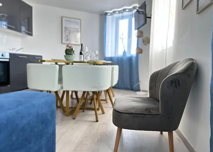 Appartamento Duplex Chez Caro, 180m De La à Sur